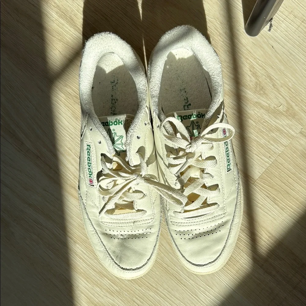 Reebok Off-White Classic Sneakers - Picture 3 of 10
